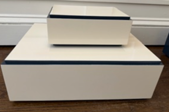 Linen Lacquered box Large