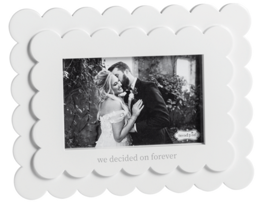 Picture frame scallop wood frame white 4x6