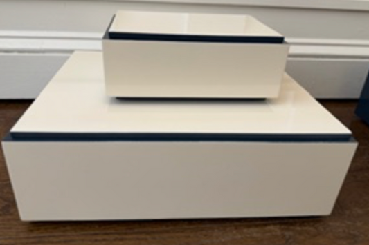 Linen Lacquered box Large