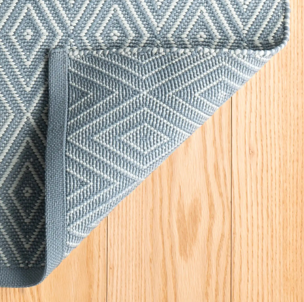 Diamond Handwoven Indoor/Outdoor Rug - Slate