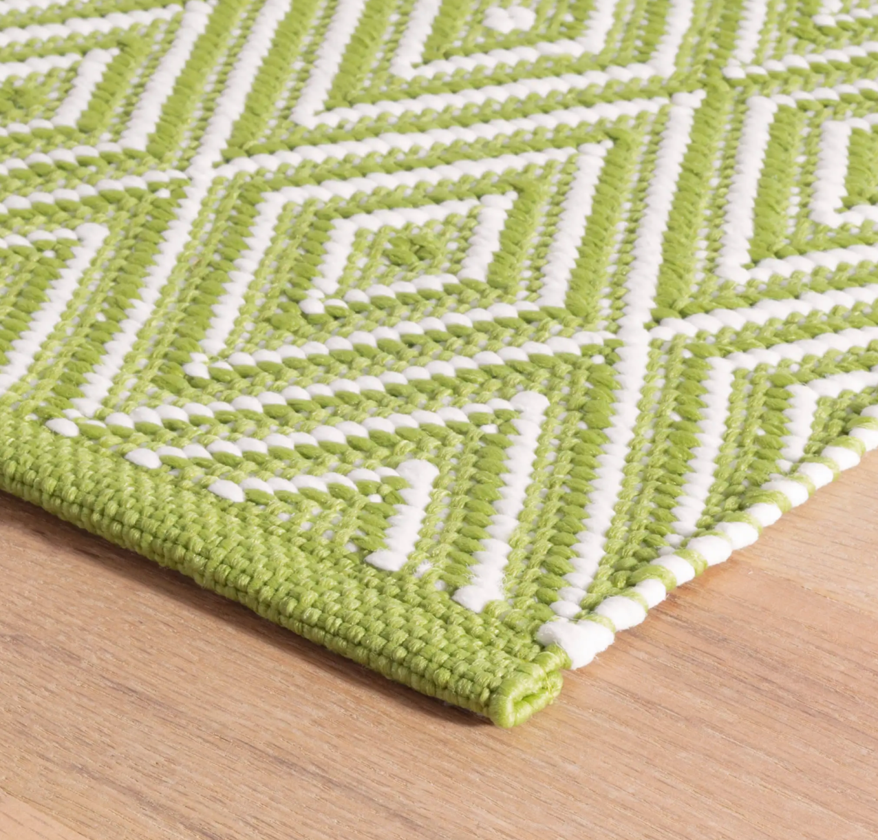 Diamond Handwoven Indoor/Outdoor Rug - Sprout