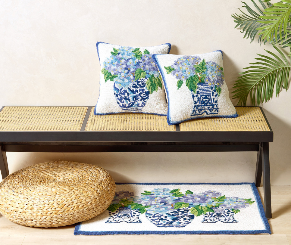 Rhapsody Hydrangea Hook Rug