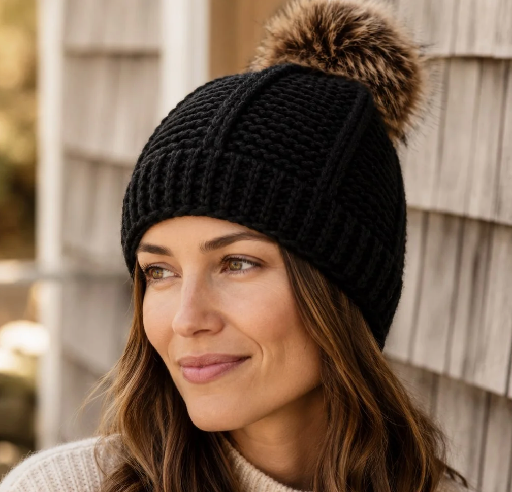 Ribbed Knit Pom Beanie - Noir