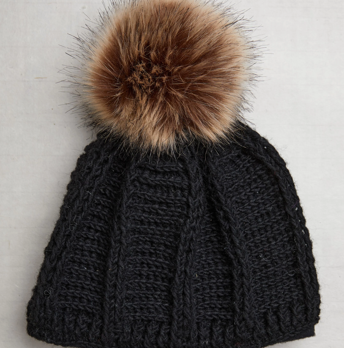Ribbed Knit Pom Beanie - Noir